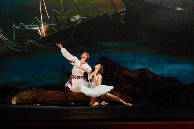 Bolshoi Ballet: Swan Lake - Broadcast at Pollak Theatre at Monmouth University